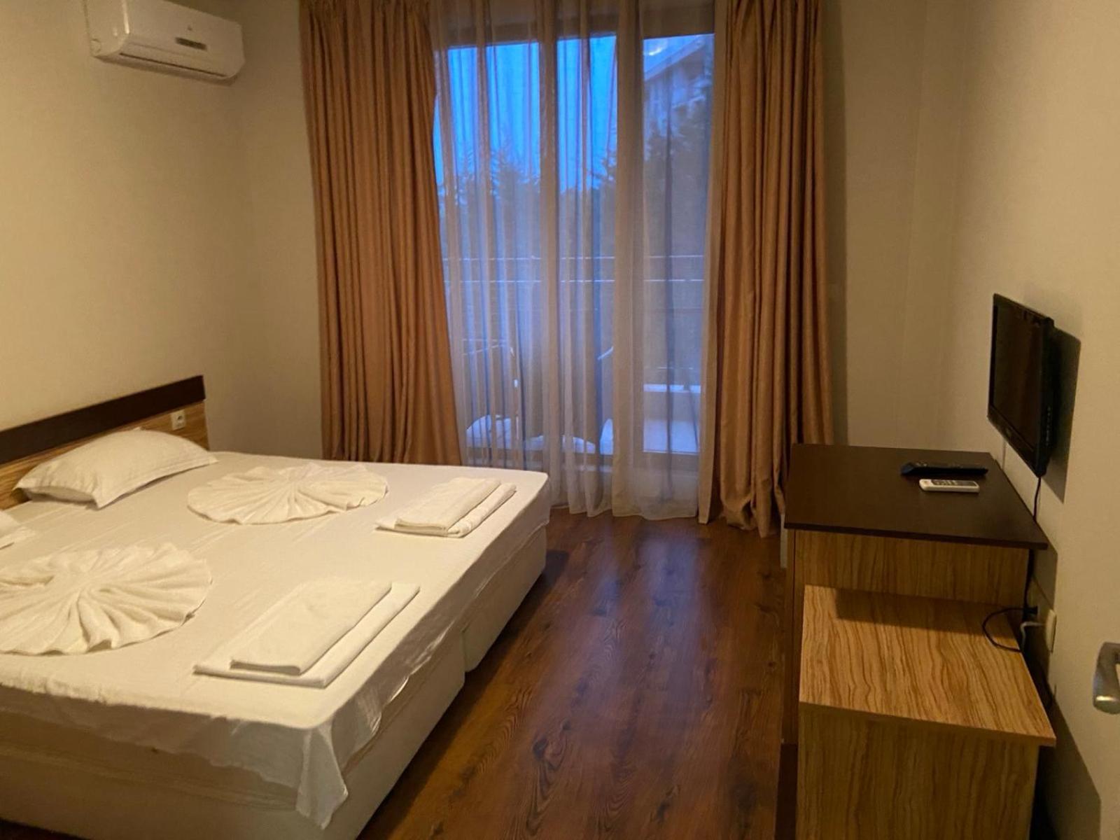 Diamond Beach Apartment 2 Room Бургас Екстериор снимка